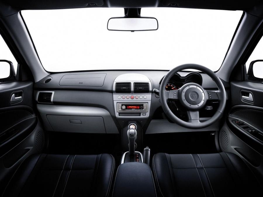 Торпедо Proton Persona Elegance 2010 года  (фото 2 из 8)
